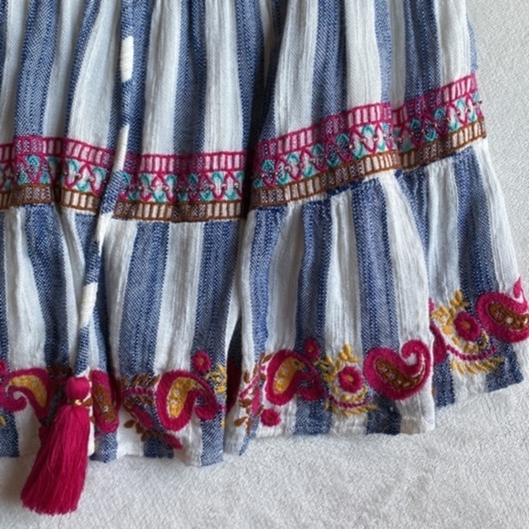 Striped Sleeveless Top: Small, Embroidered White & Blue - Women's Altar'd State - Picture 3 of 6